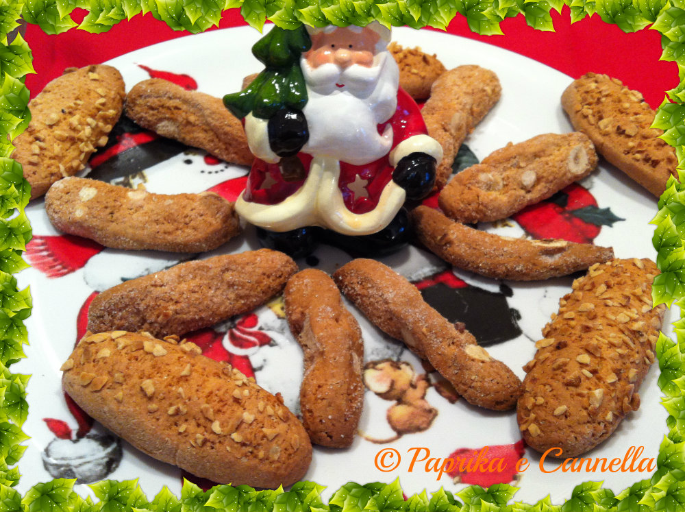 Biscotti Di Natale Nocciole.Tozzetti Alle Nocciole Ricetta Biscotti Di Natale Paprika E Cannella