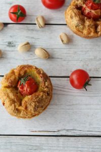 Muffin frittata pomodori secchi e pistacchi